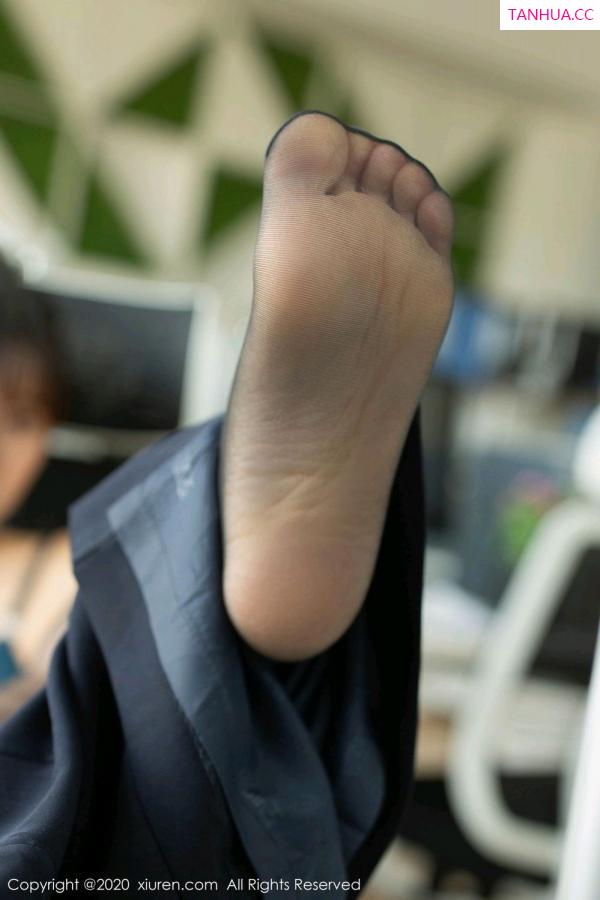 陆萱萱  [XIUREN]高清写真图 2020.04.17 陆萱萱第51张图片